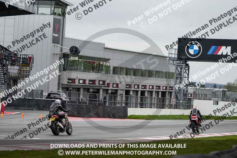 donington no limits trackday;donington park photographs;donington trackday photographs;no limits trackdays;peter wileman photography;trackday digital images;trackday photos